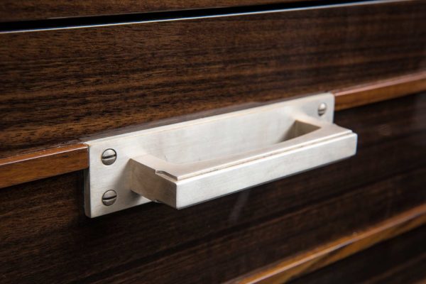 7-Galley-Dresser-Hardware